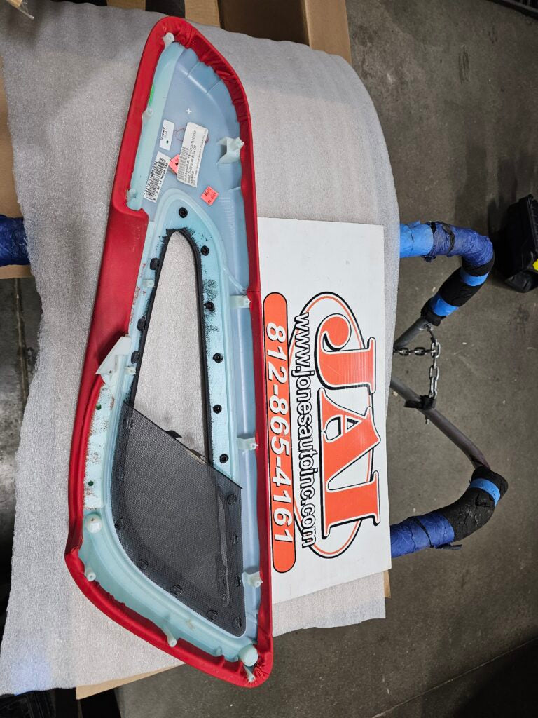 Gen.5 LH carbon Arm Rest Door Trim