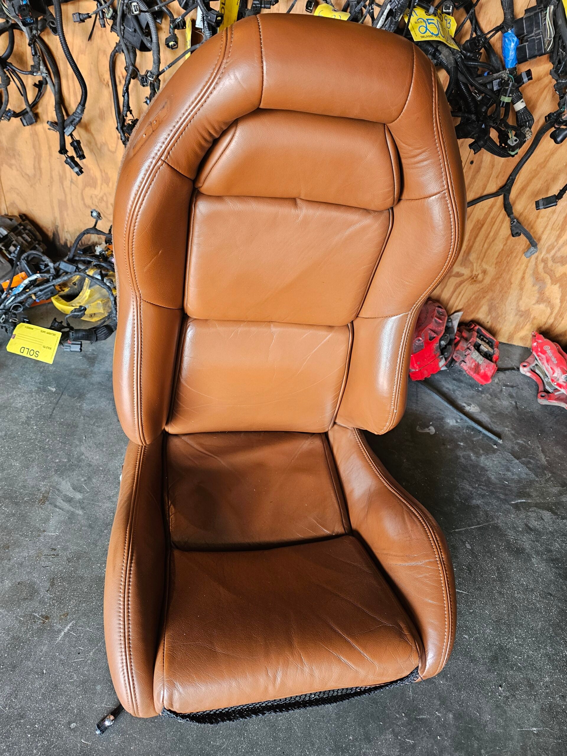 Gen.2 Left Cognac Seat