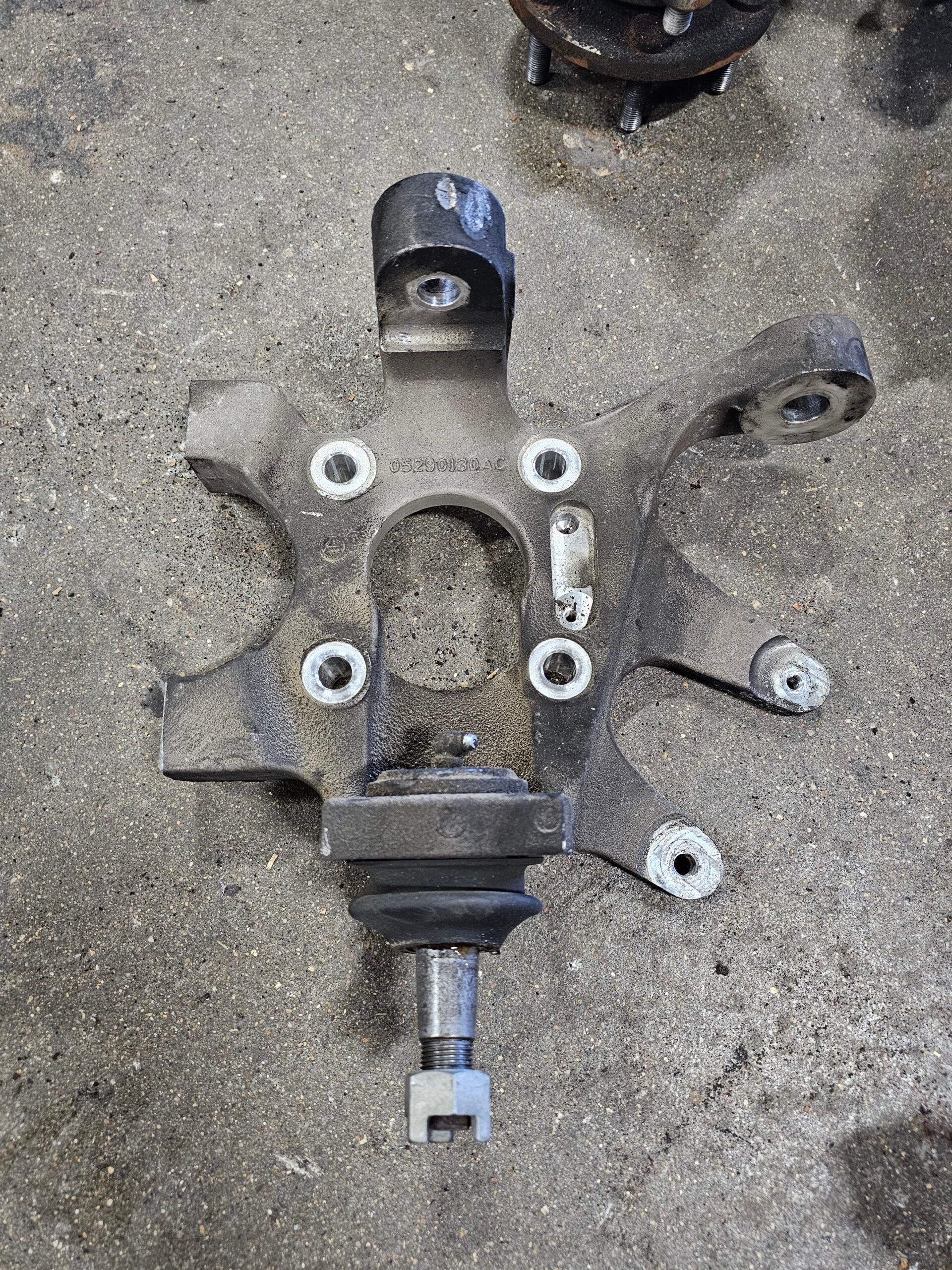 Gen.5 Left Rear Knuckle