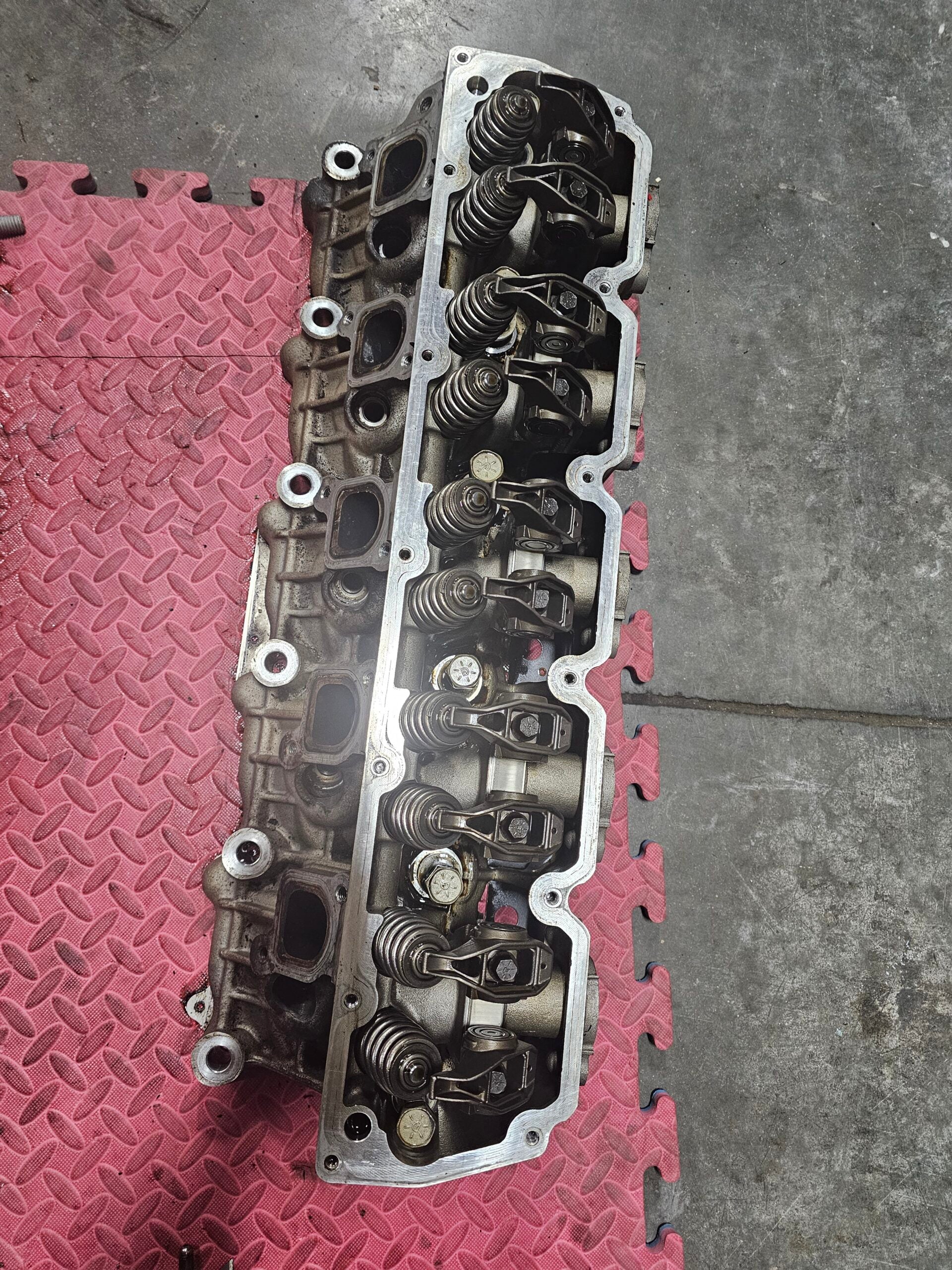 Gen.3 cylinder head pair