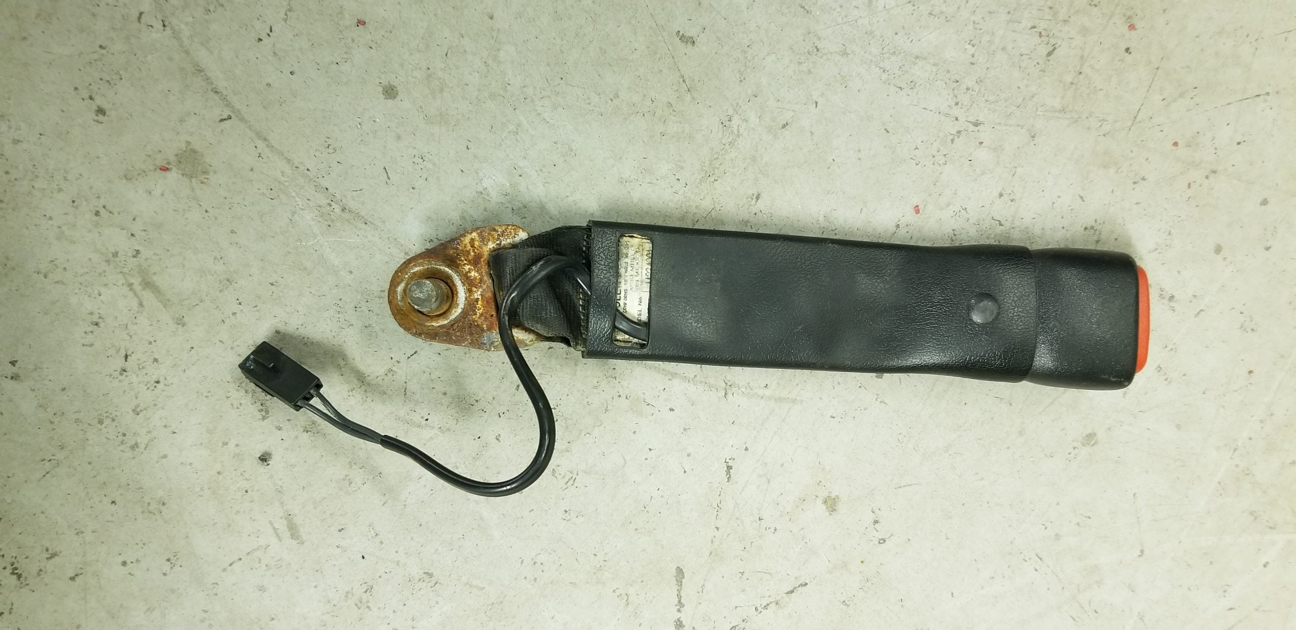 gen 2 lh seatbelt buckle